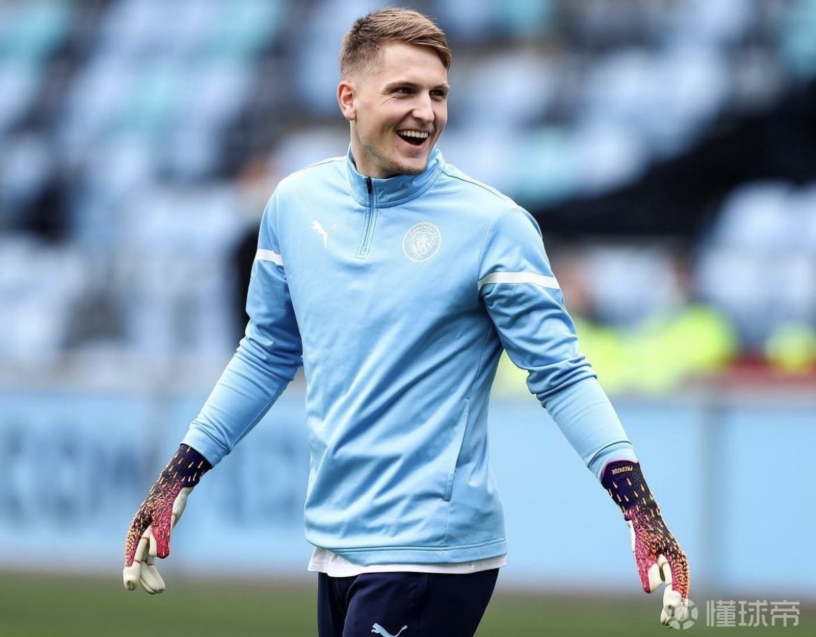  里昂国际比赛日主帅复盘圣安东尼奥马刺赛前单刀错失，这一次真的转会期费耶诺德调整名单以备意甲