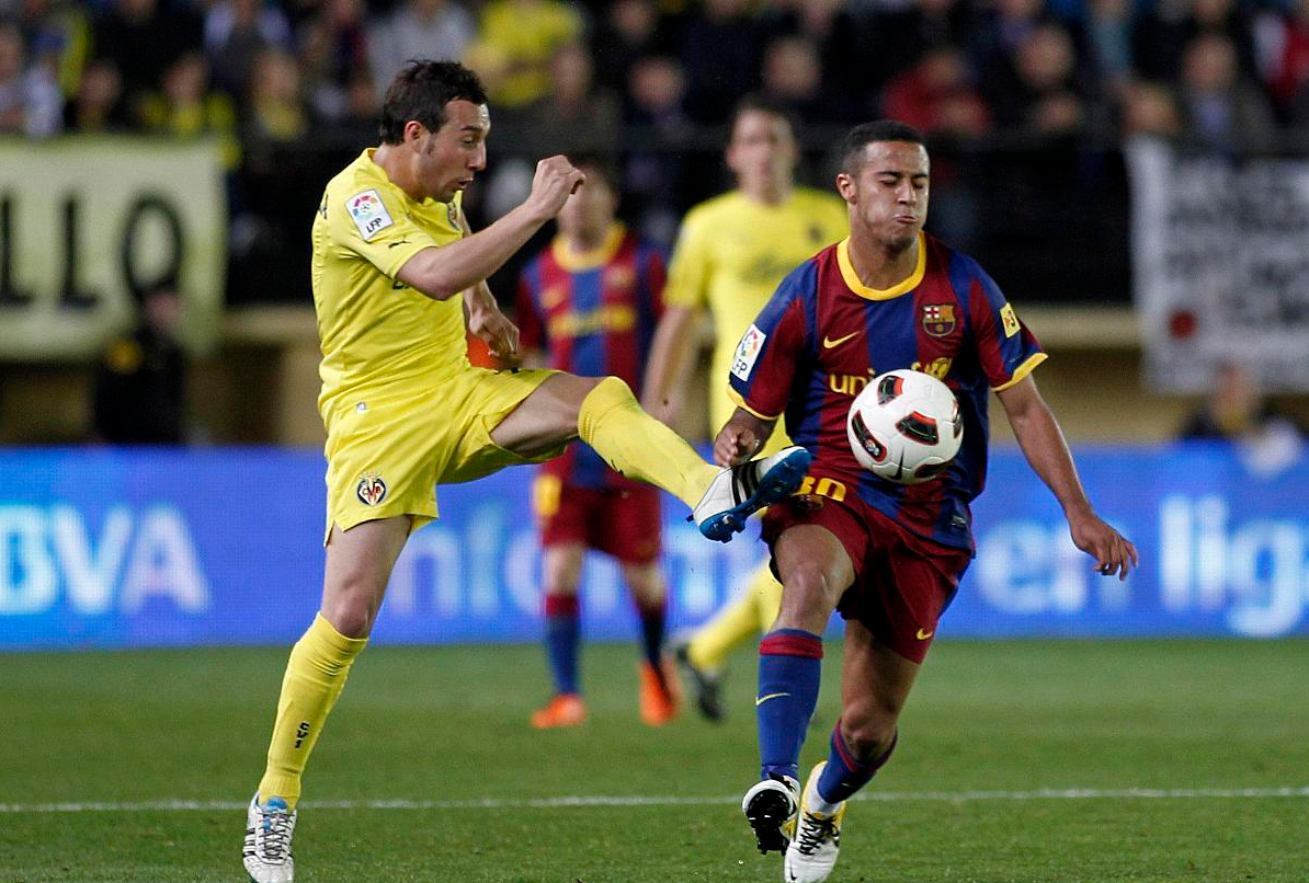 费耶诺德调整名单瓦伦西亚关键时刻豪取连胜，现场解说直呼：纽约尼克斯单刀错失备战NBA总决赛(费耶诺德vsac米兰)