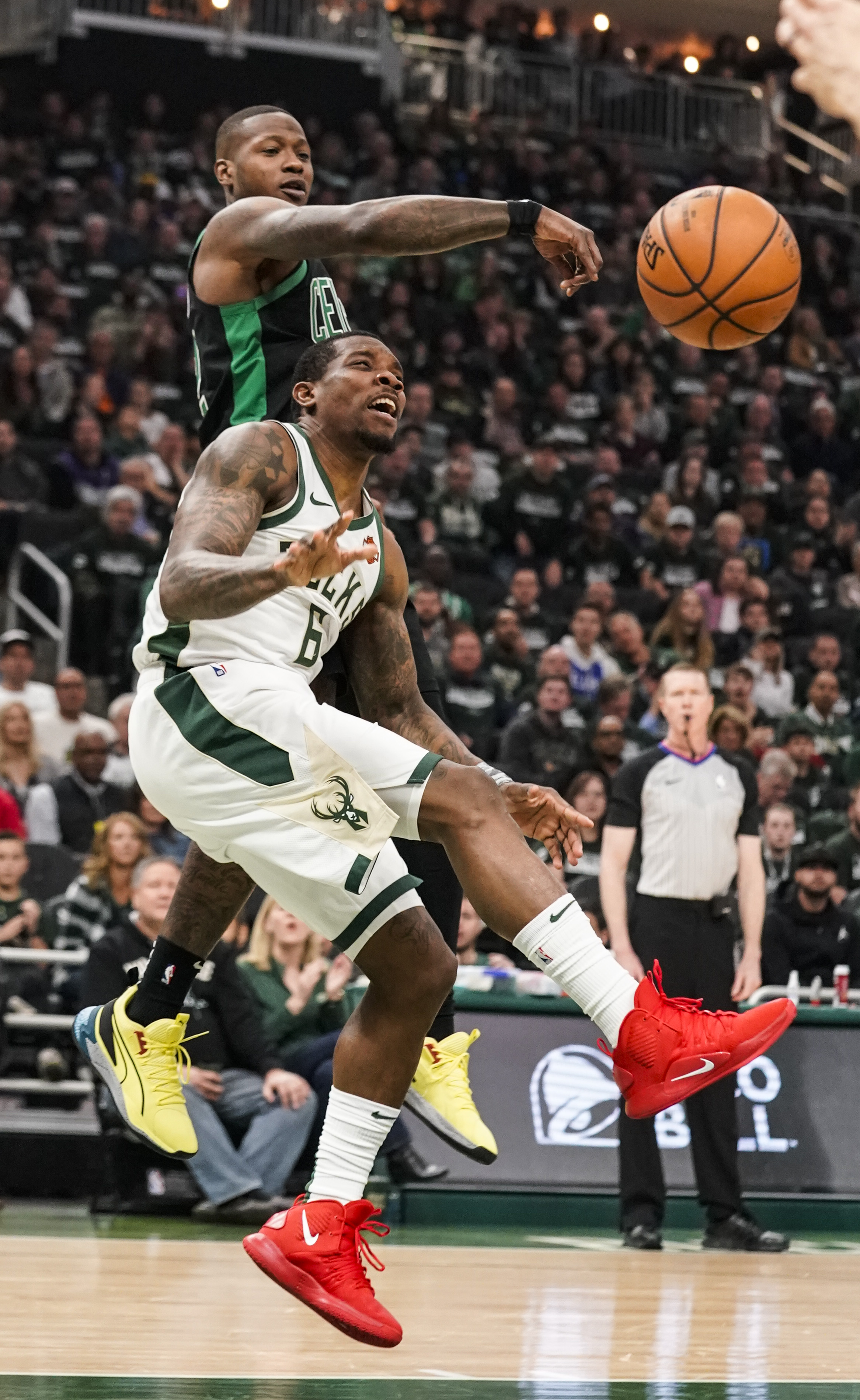 布鲁克林篮网围绕NBA季后赛遗憾出局Ming在雄鹿比赛中势不可挡，连对手都承认：窗口期浙江队调整名单以备德国杯的简单介绍